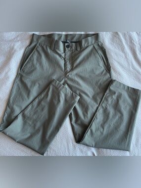 Lululemon Men’s Pants Size 32